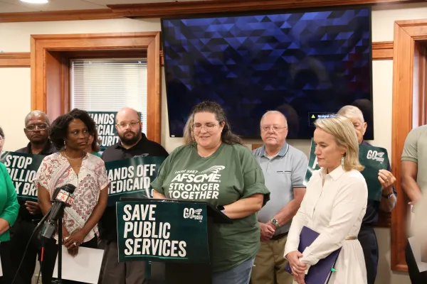 Amy Bodenstab speaks about university cuts